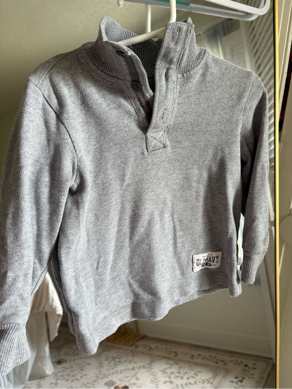 Old navy button pullover sweater